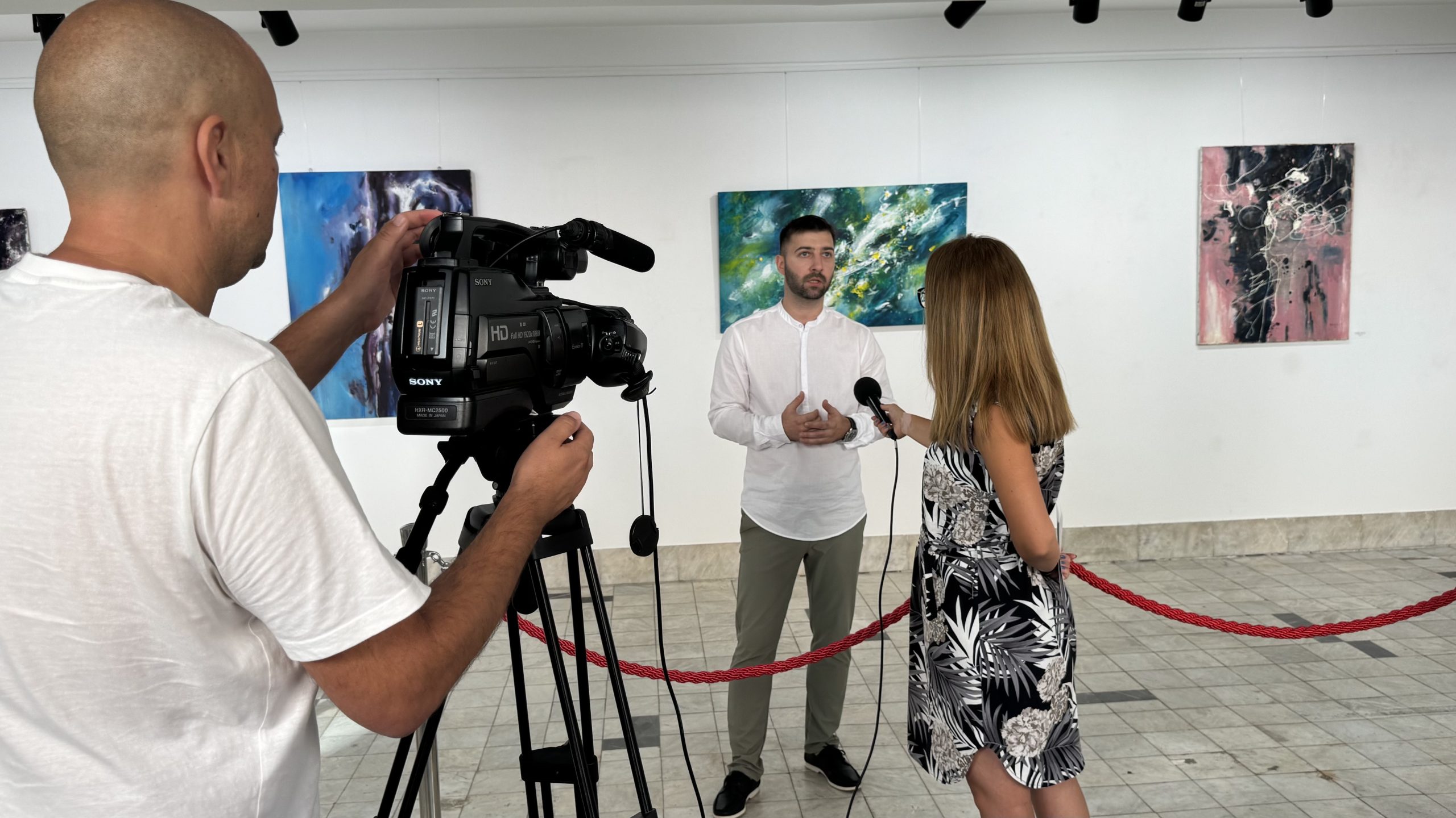 2025. Savremena gradska galerija, Dvorana park, Arandjelovac, “Apstraktni tokovi”